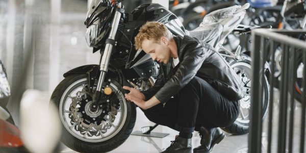 Guide Complet Pour Choisir Votre Moto